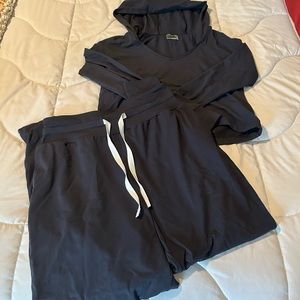 Great condition gym shark sweat set.